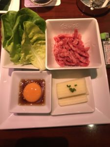 ユッケ